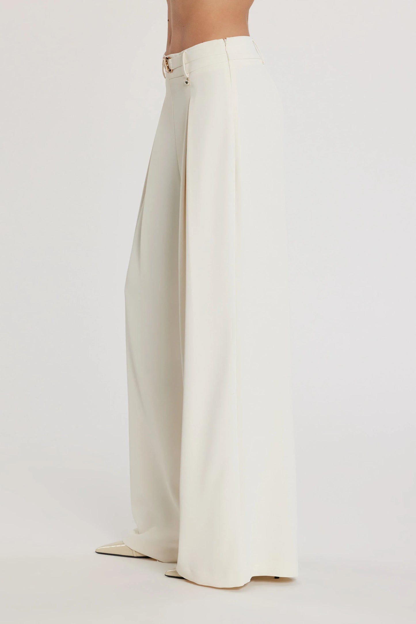 PANTALONE COM PREGAS RELISH