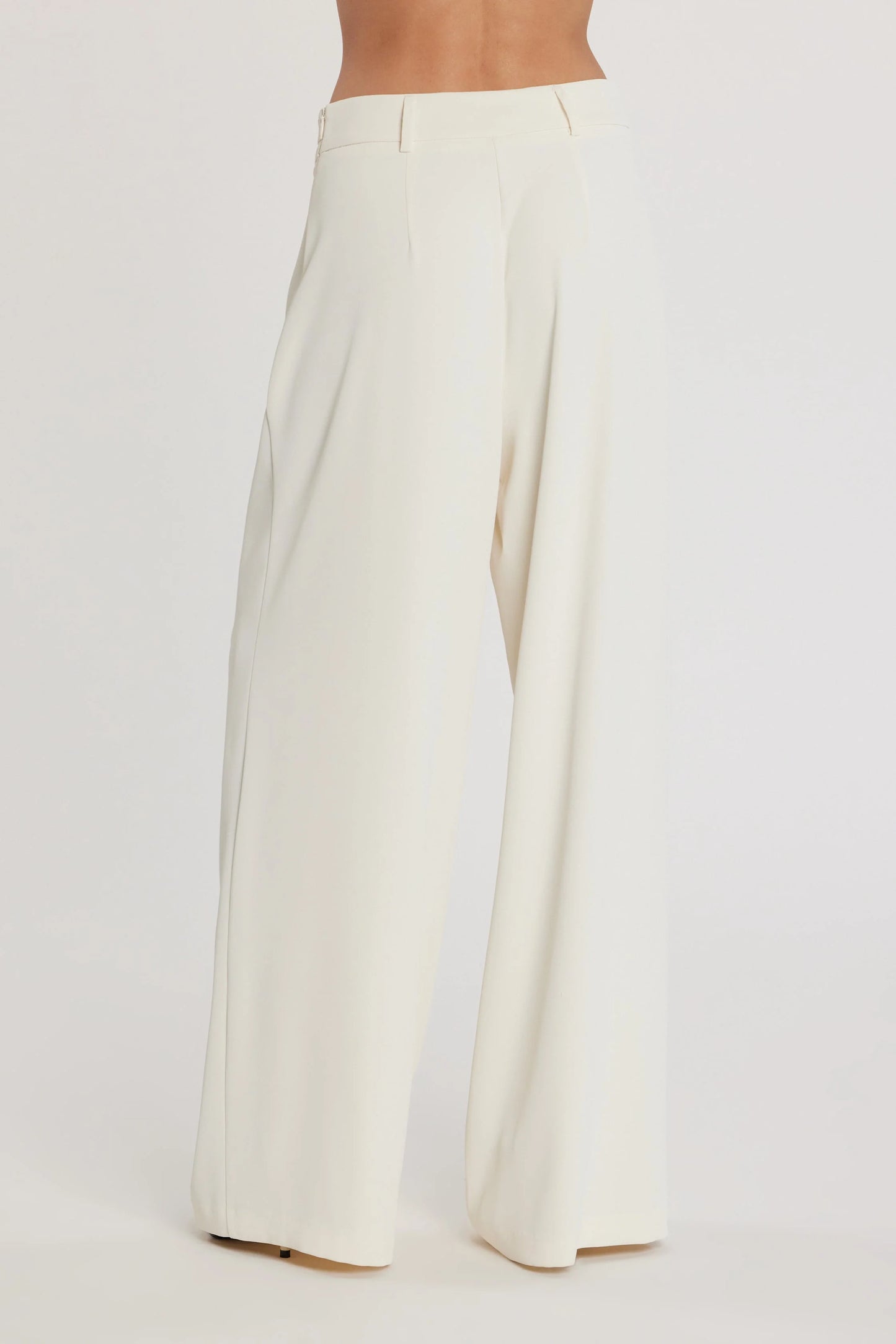 PANTALONE COM PREGAS RELISH