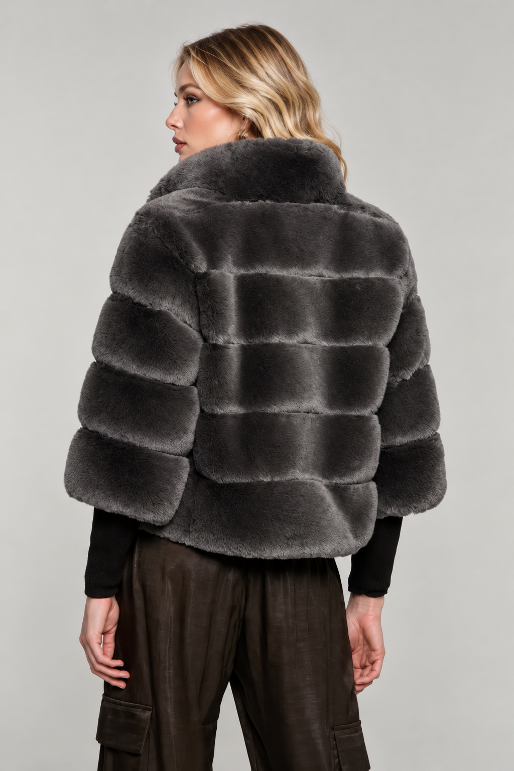 FUR COAT - RELISH