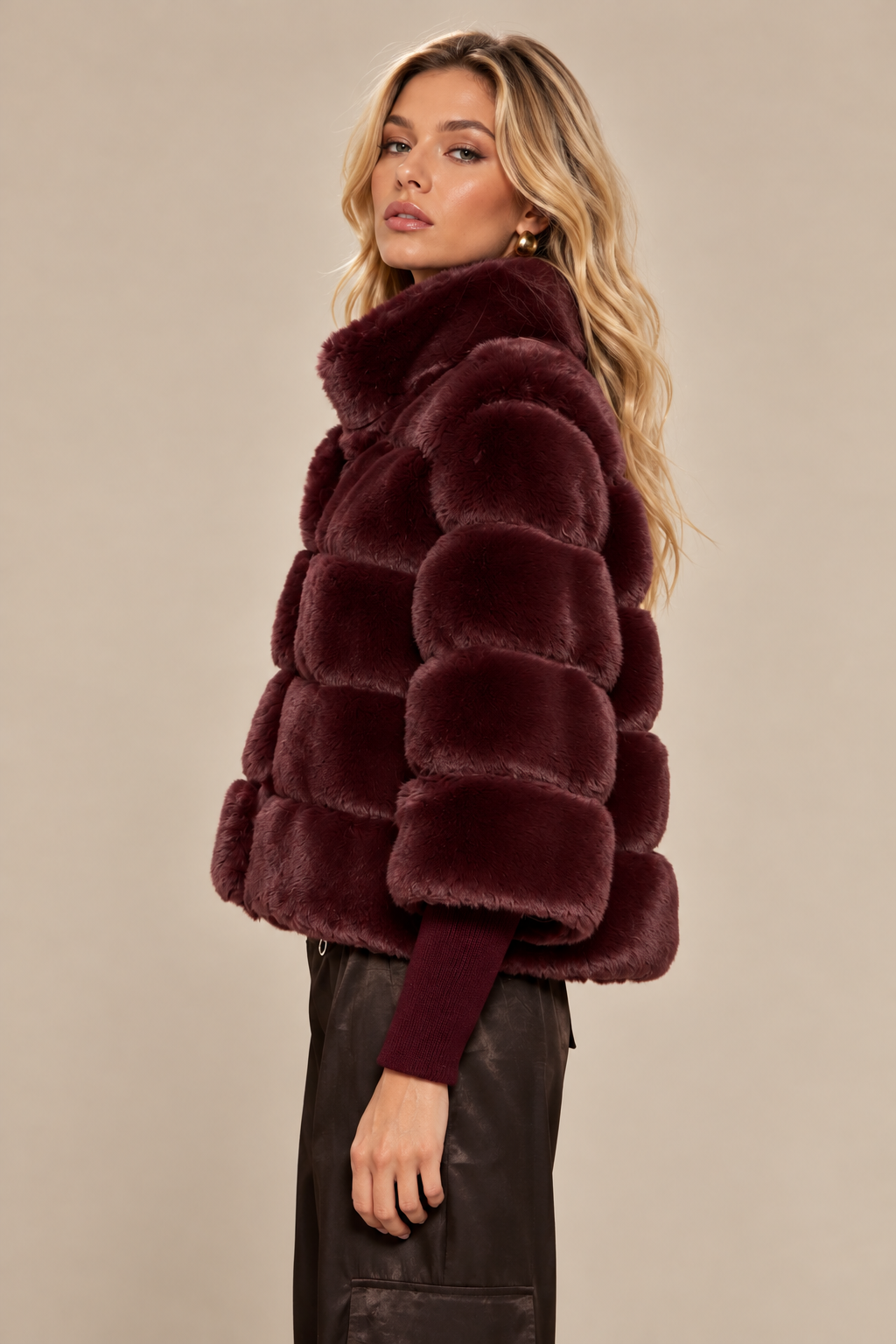 FUR COAT - RELISH