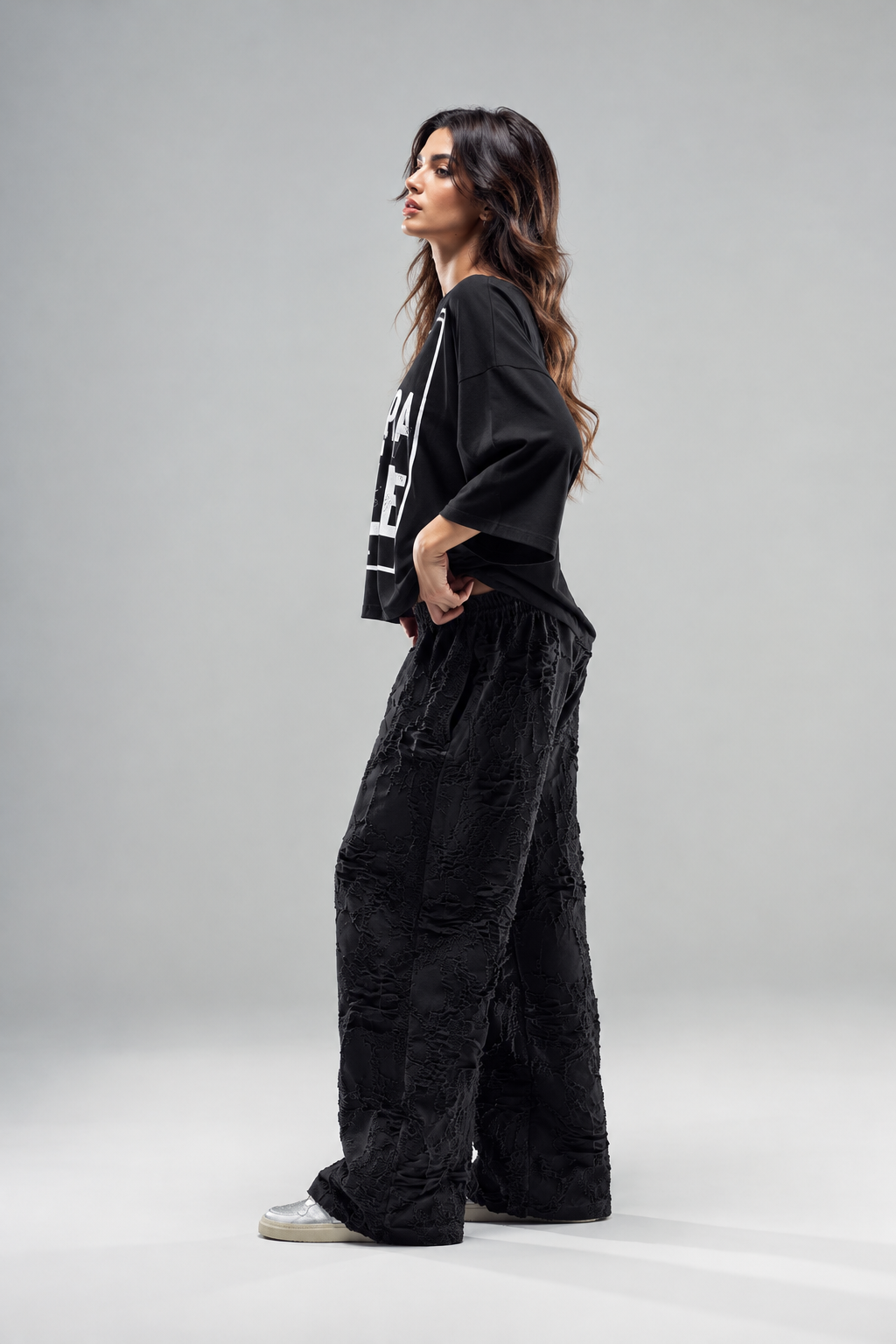 T-SHIRT BOXY COM ESTAMPO GRÁFICO - VDR