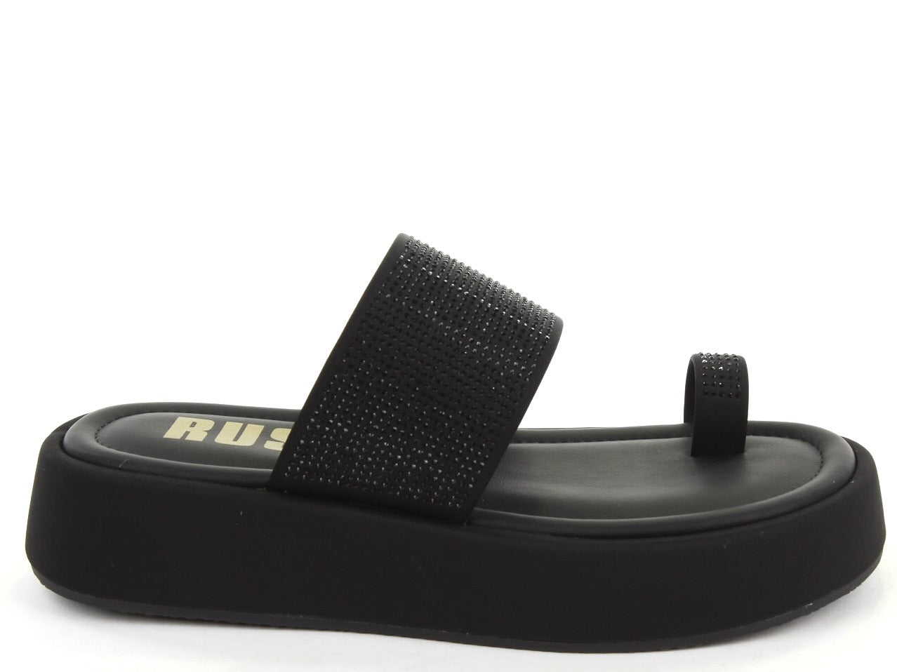 CHINELO STRASS CAROL RUSSEL MATOS