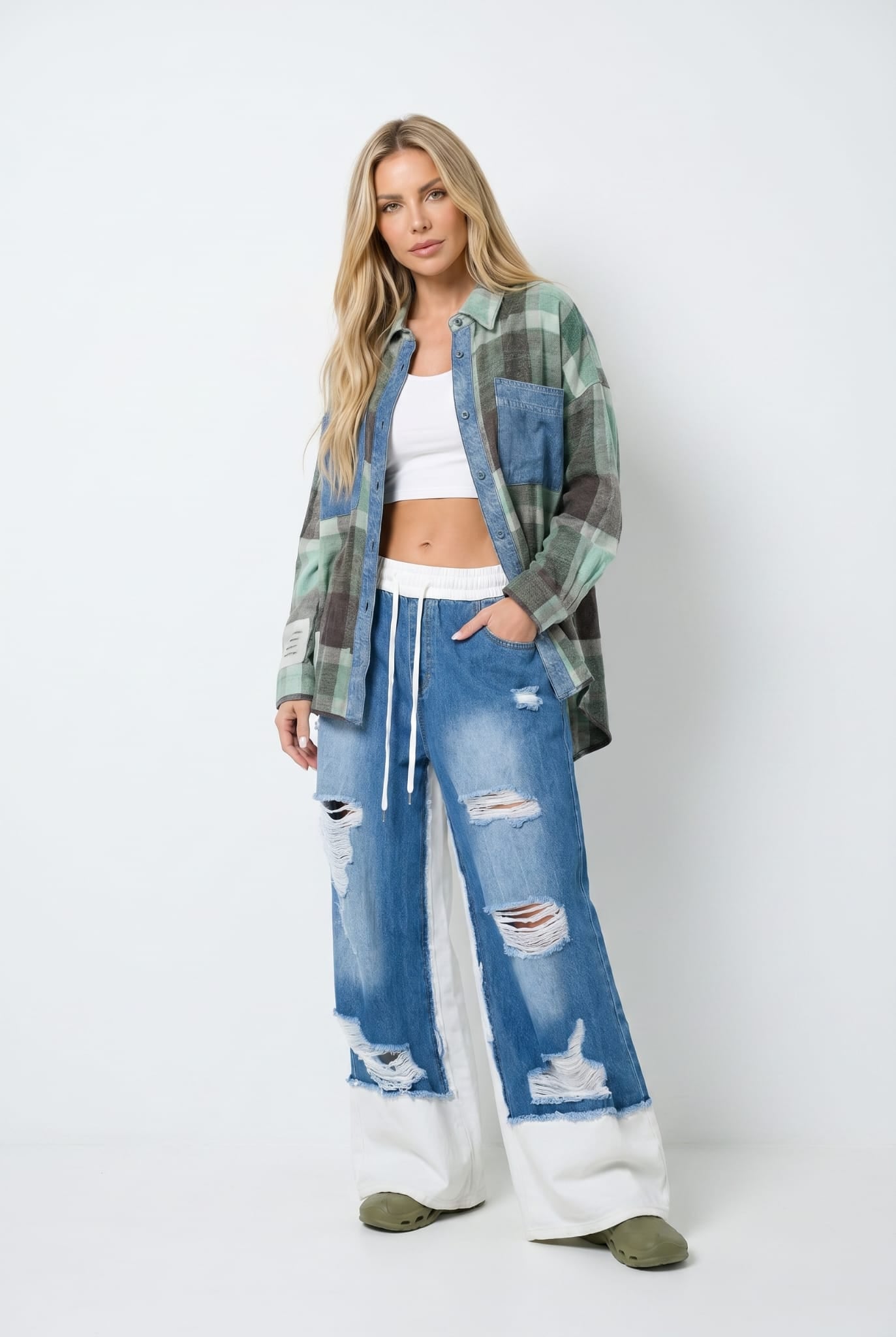 CALÇAS WIDE LEG RASGOS GANGA COM FELPA VDR