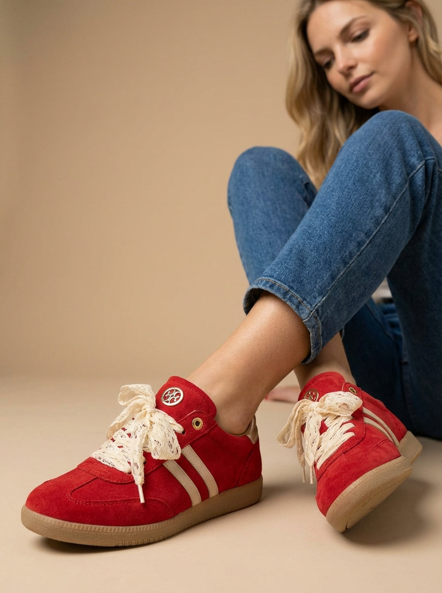 TÉNIS COM ATACADORES RENDA GUSI